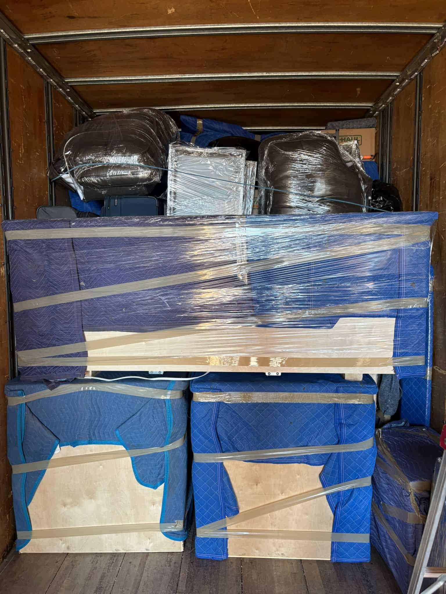 Moving services project in High River